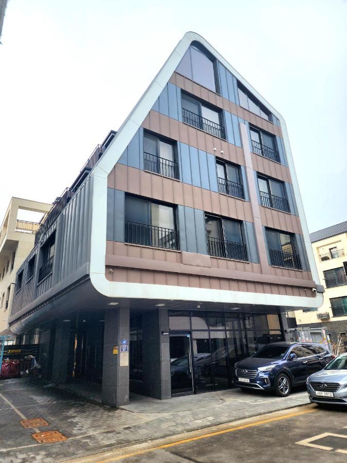 Near World Cup Stadium New, Full Optioned, Huge House Apartment Kōyō Exterior foto